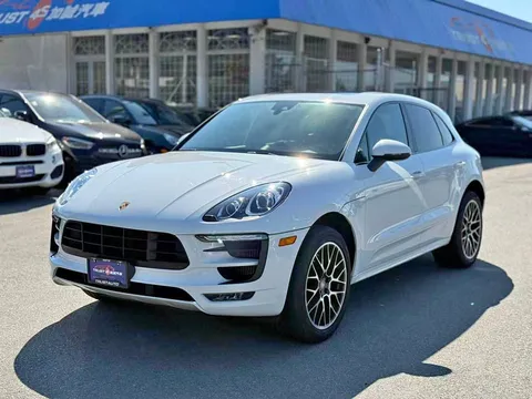 2017 Porsche Macan