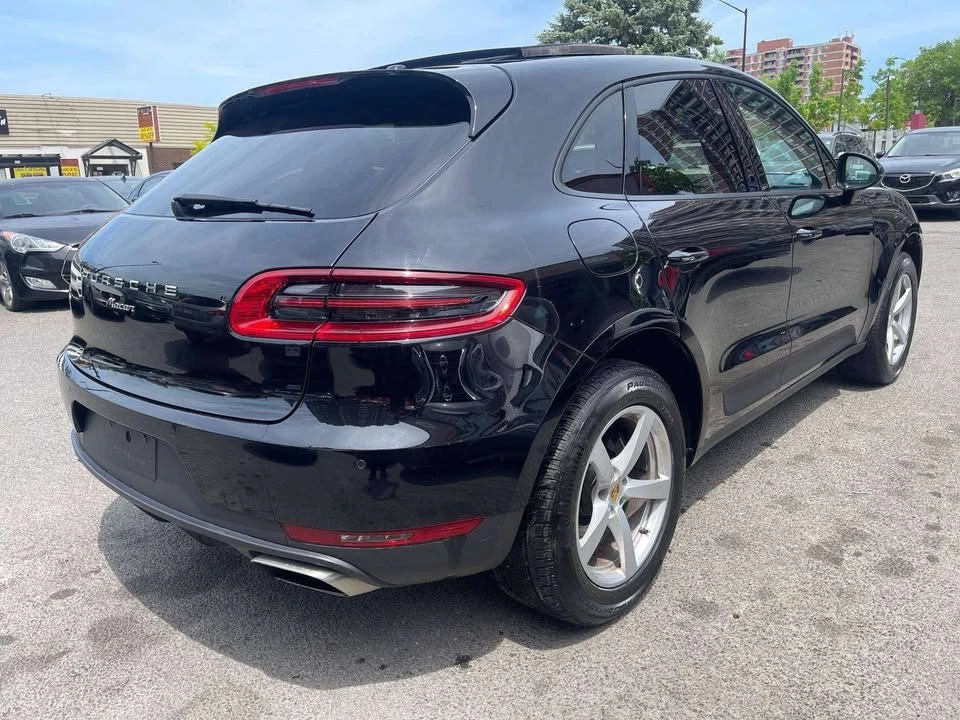2017 Porsche Macan - Image 7 of 18