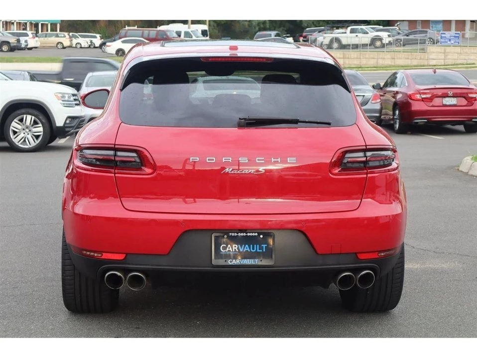 2017 Porsche Macan - Image 7 of 20