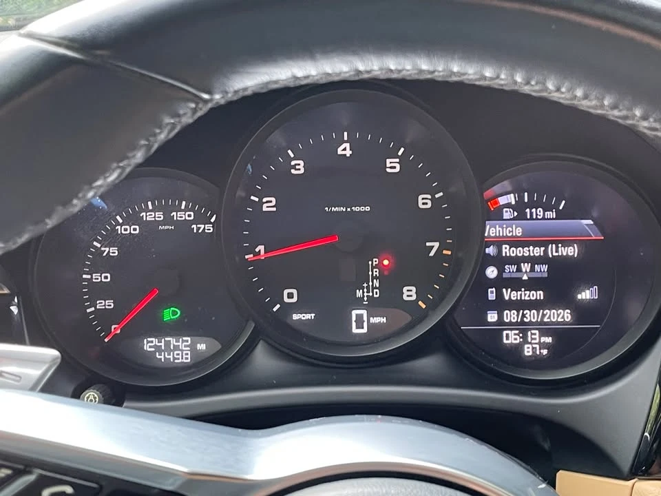 2017 Porsche Macan - Image 18 of 18