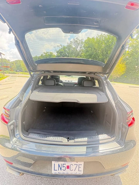 2017 Porsche Macan - Image 9 of 20