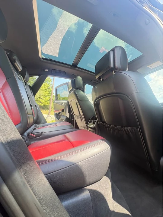 2017 Porsche Macan - Image 13 of 20