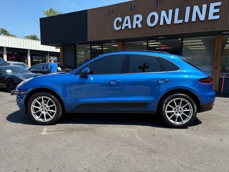 2017 Porsche Macan - Image 4 of 16