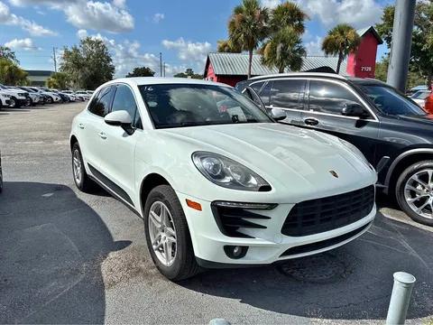 2017 Porsche Macan