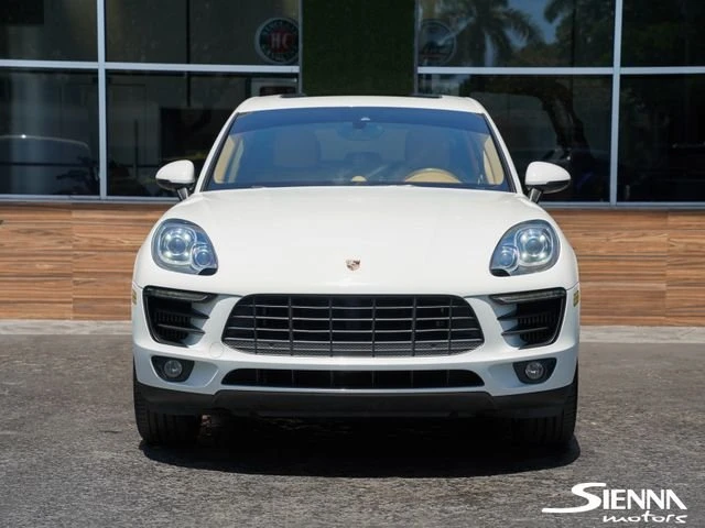 2017 Porsche Macan - Image 19 of 20