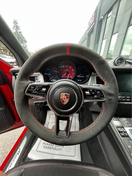 2017 Porsche Macan - Image 6 of 16