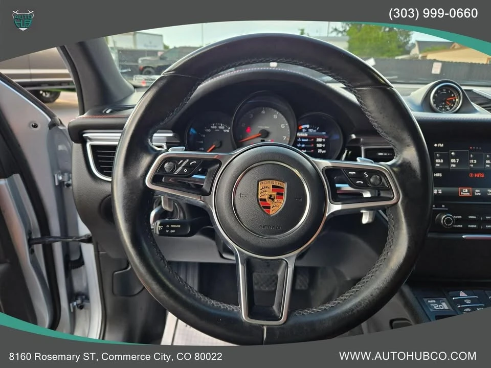 2017 Porsche Macan - Image 13 of 20