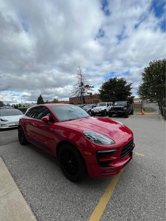 2017 Porsche Macan - Image 11 of 16