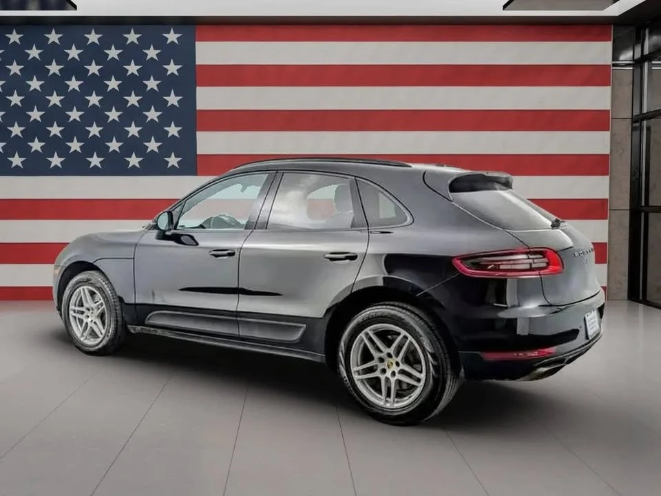 2017 Porsche Macan - Image 2 of 13