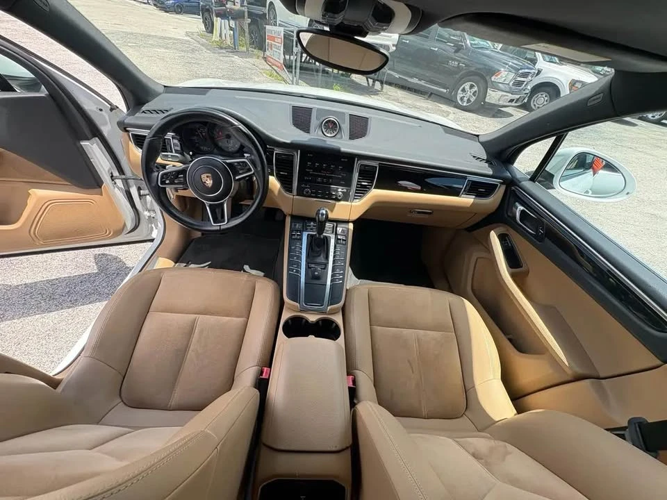 2017 Porsche Macan - Image 5 of 20