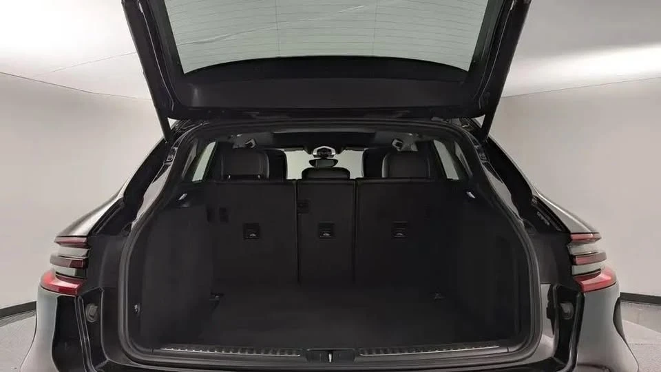 2017 Porsche Macan - Image 7 of 13