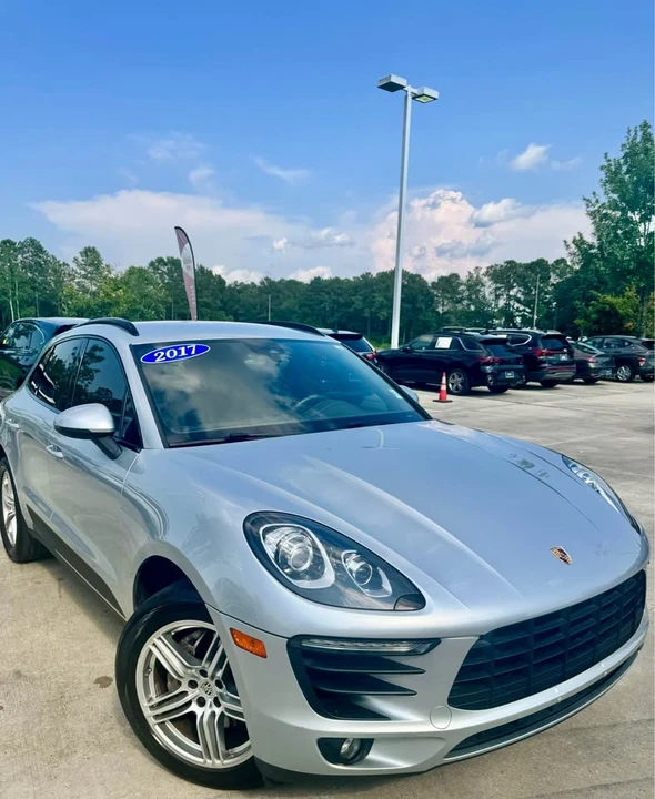 2017 Porsche Macan - Image 7 of 20