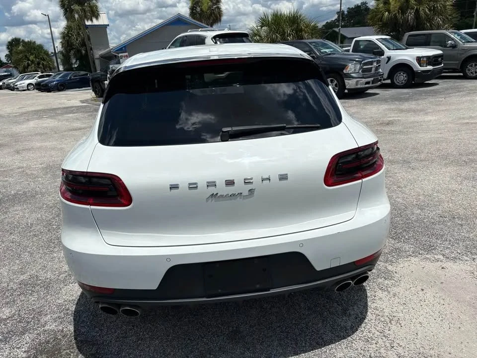 2017 Porsche Macan - Image 8 of 20