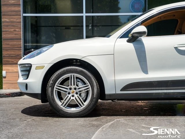 2017 Porsche Macan - Image 7 of 20