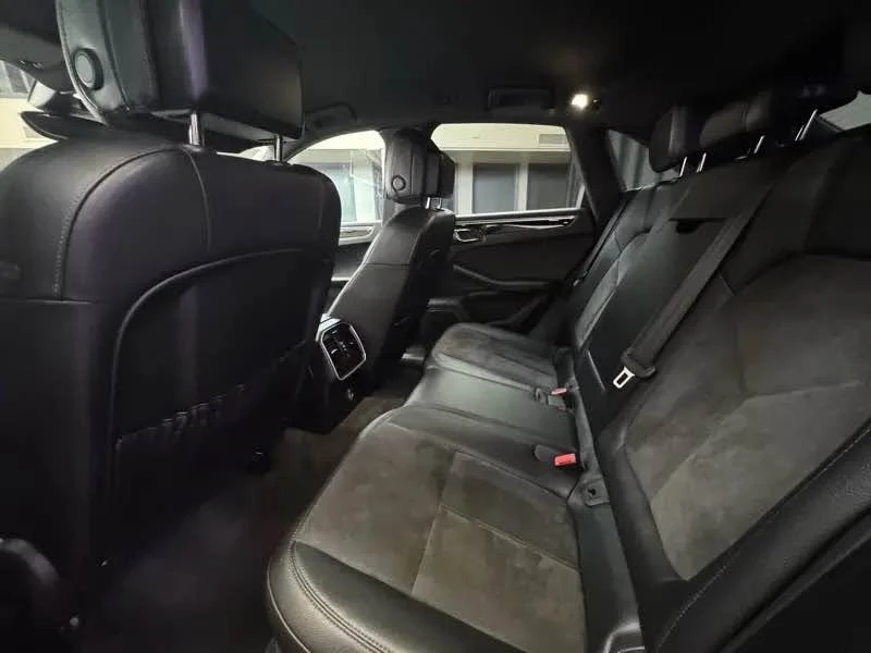 2017 Porsche Macan - Image 6 of 6