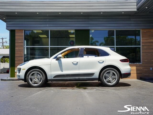 2017 Porsche Macan - Image 8 of 20