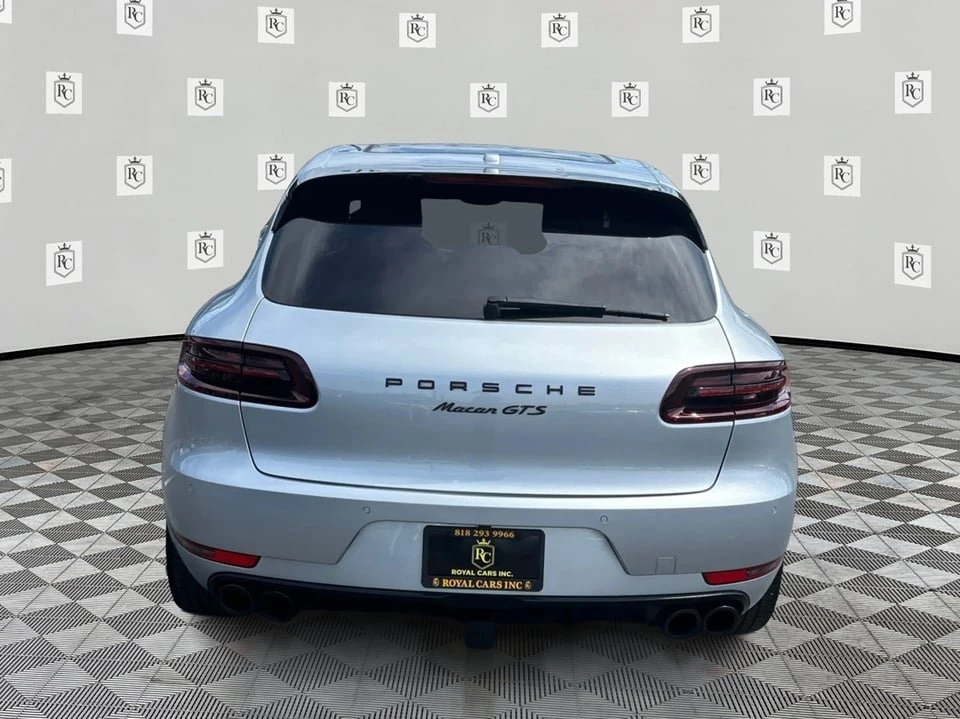 2017 Porsche Macan - Image 6 of 20