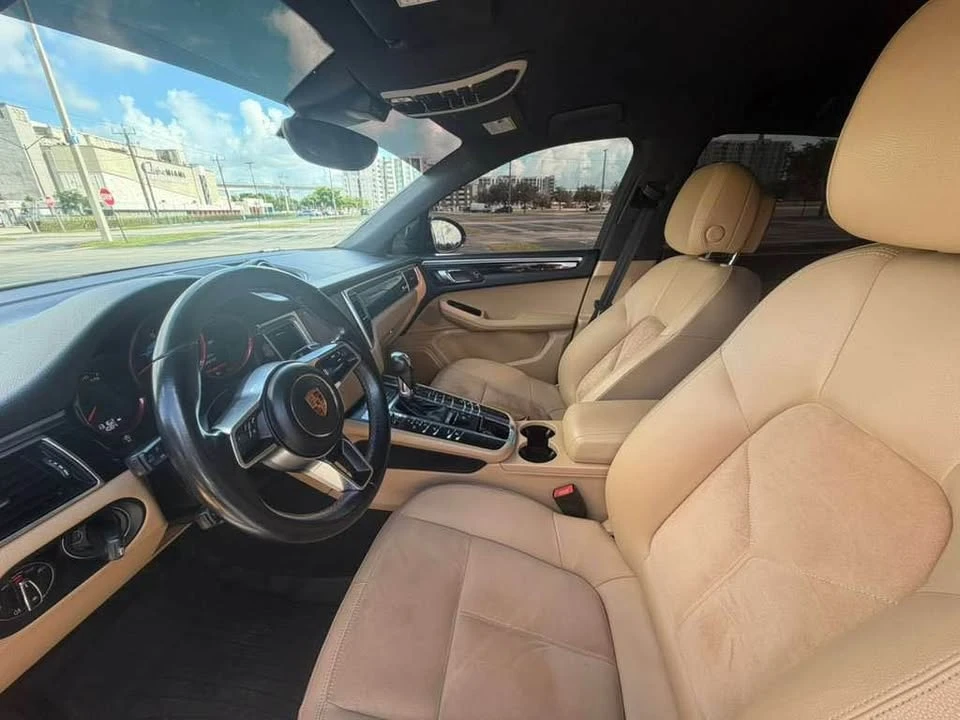 2017 Porsche Macan - Image 8 of 18