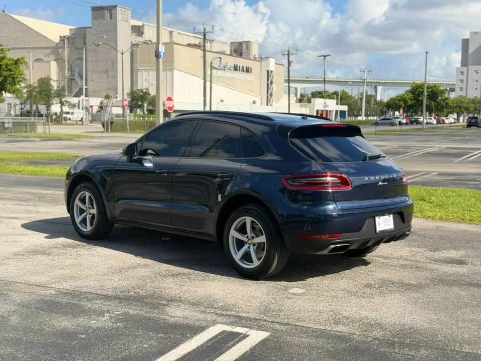 2017 Porsche Macan - Image 4 of 18