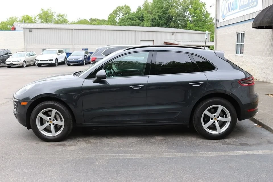 2017 Porsche Macan - Image 4 of 20