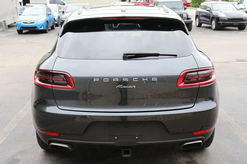 2017 Porsche Macan - Image 6 of 20