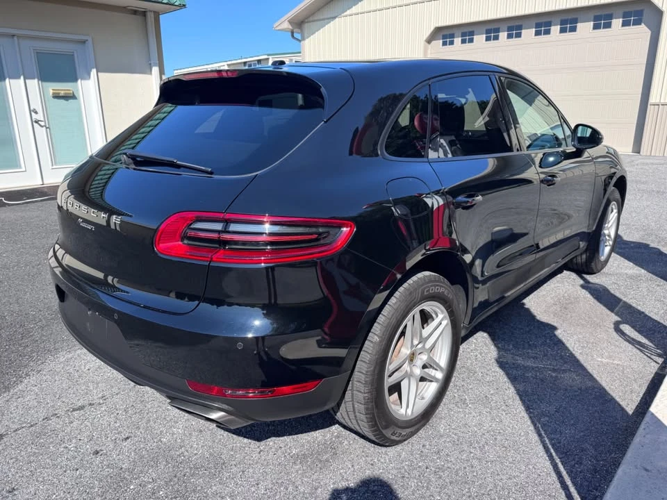 2017 Porsche Macan - Image 4 of 20