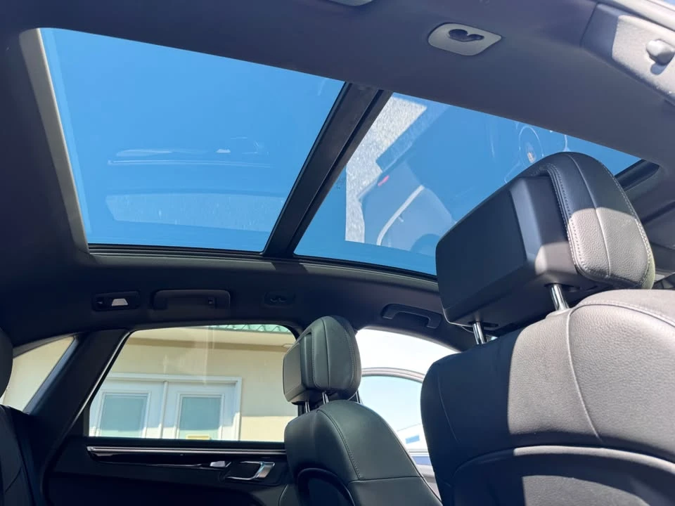 2017 Porsche Macan - Image 15 of 20