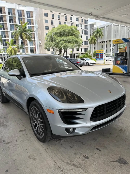 2017 Porsche Macan - Image 5 of 5