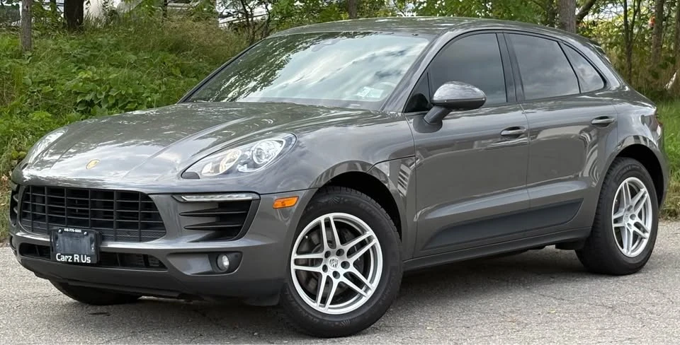 2017 Porsche Macan - Image 2 of 20