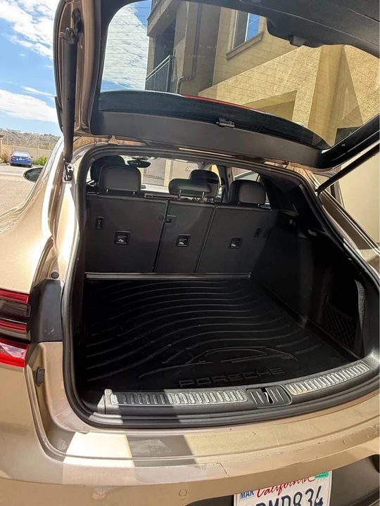 2017 Porsche Macan - Image 7 of 7