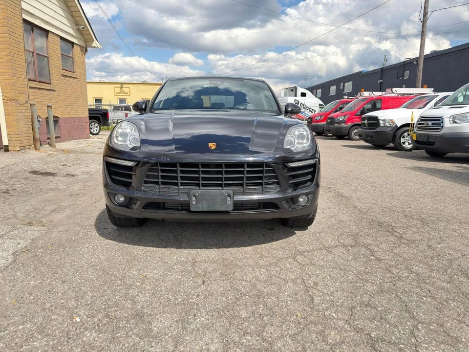 2017 Porsche Macan - Image 2 of 8