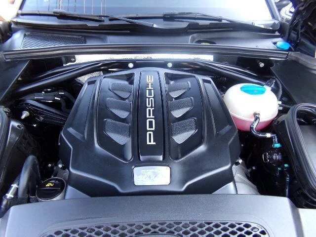 2017 Porsche Macan - Image 20 of 20