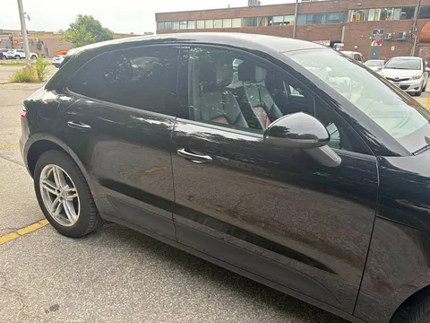 2017 Porsche Macan