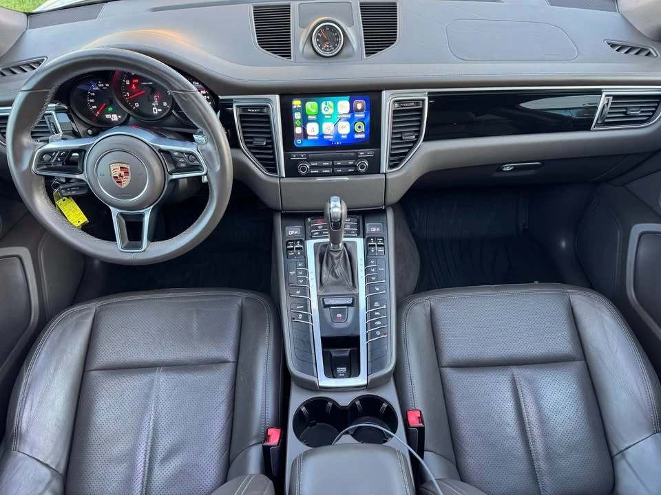 2017 Porsche Macan - Image 14 of 20