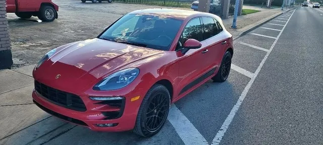 2017 Porsche Macan