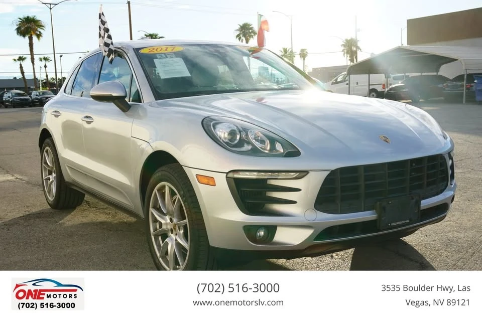2017 Porsche Macan - Image 4 of 20