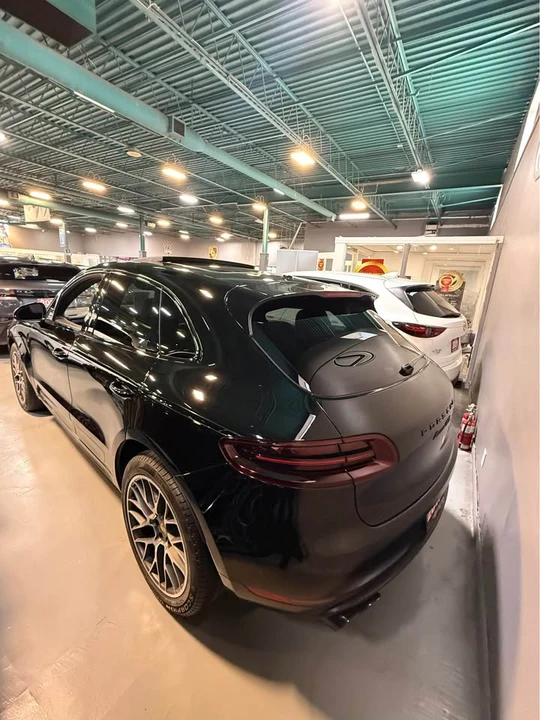 2017 Porsche Macan - Image 3 of 9