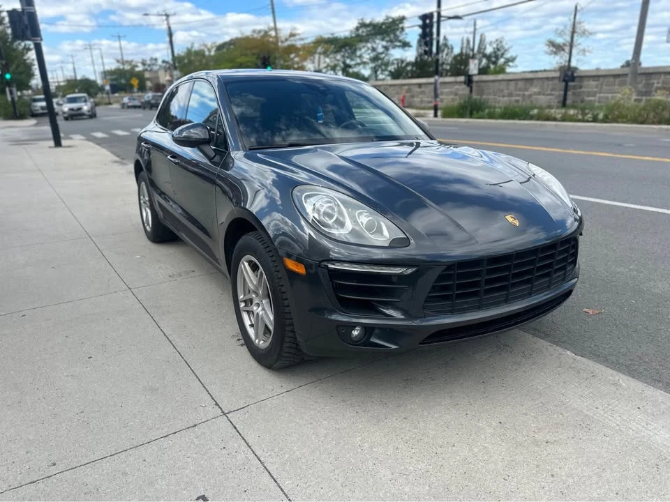 2017 Porsche Macan - Image 5 of 10
