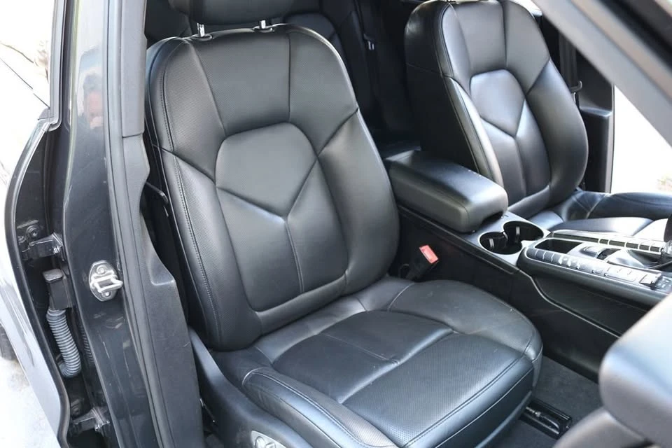 2017 Porsche Macan - Image 12 of 20