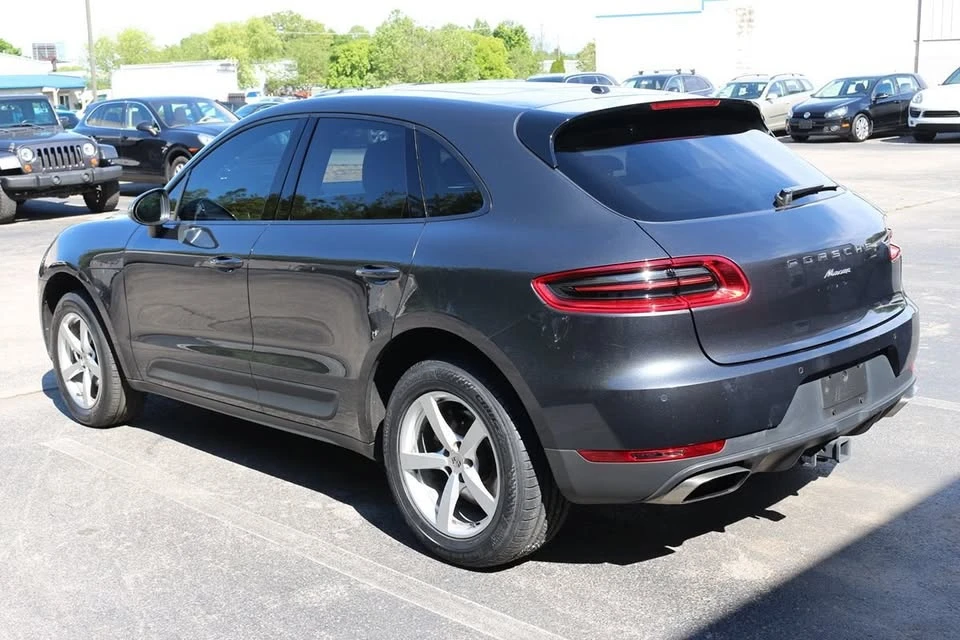2017 Porsche Macan - Image 5 of 20