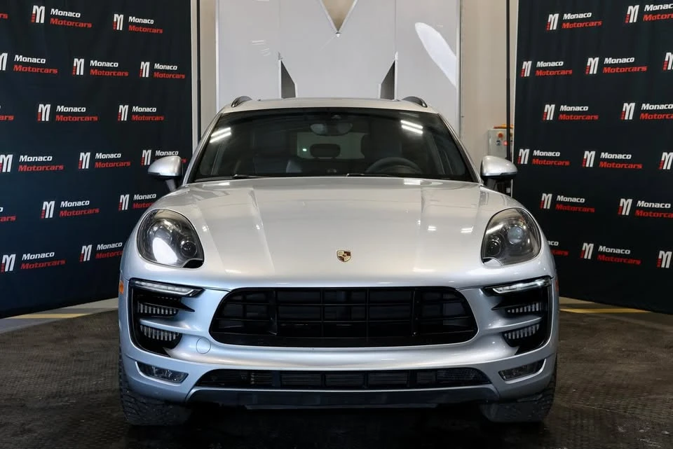2017 Porsche Macan - Image 2 of 20