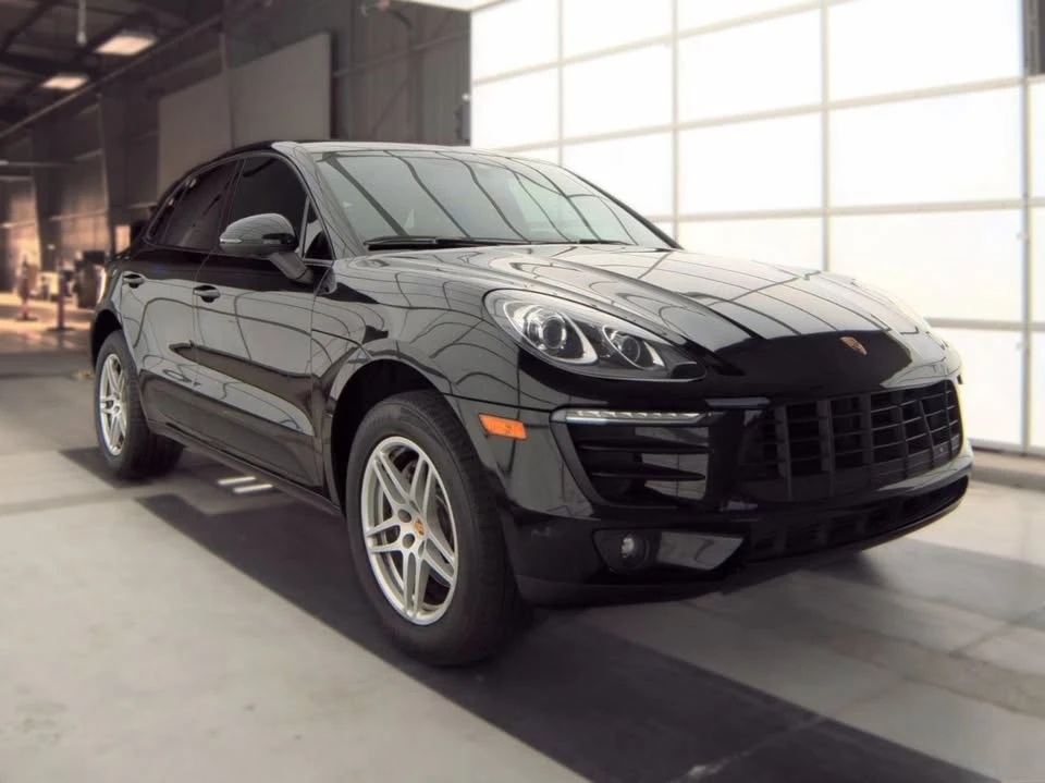 2017 Porsche Macan - Image 3 of 8