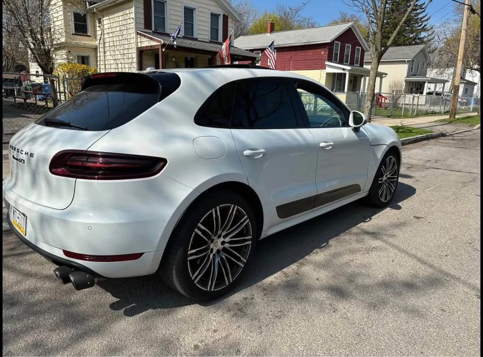2017 Porsche Macan - Image 7 of 12