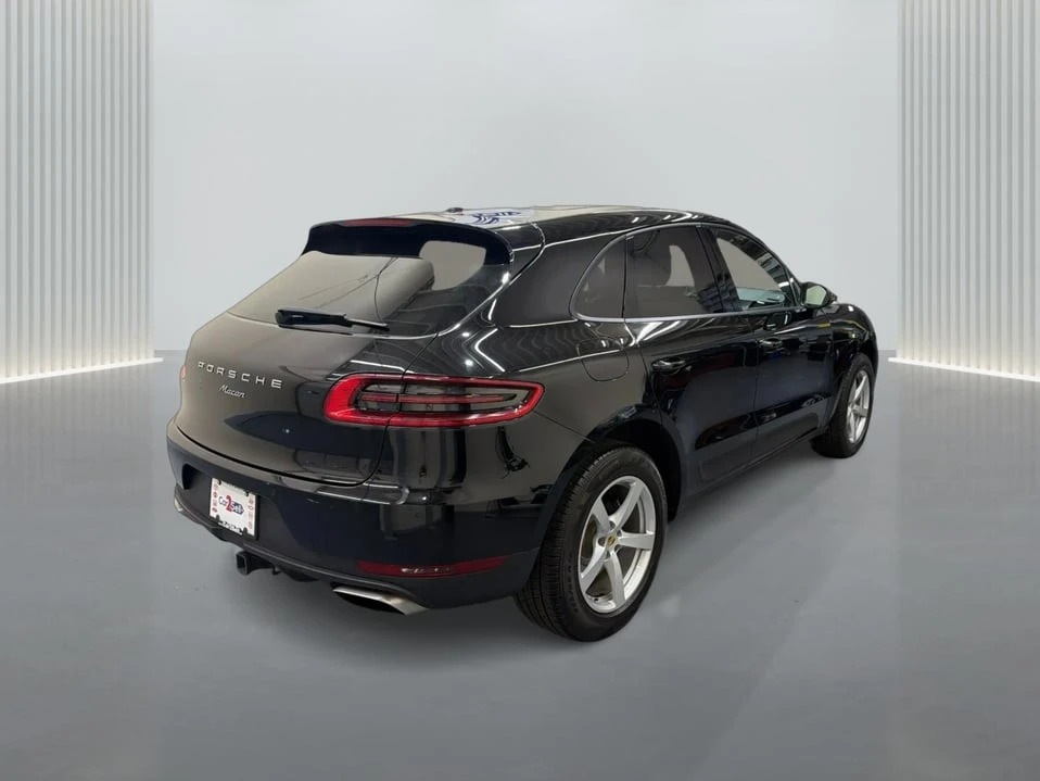 2017 Porsche Macan - Image 5 of 20