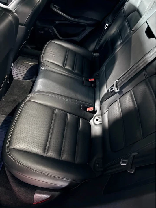 2017 Porsche Macan - Image 4 of 6