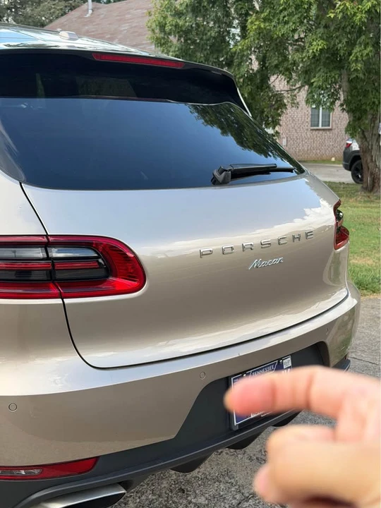 2017 Porsche Macan - Image 3 of 12