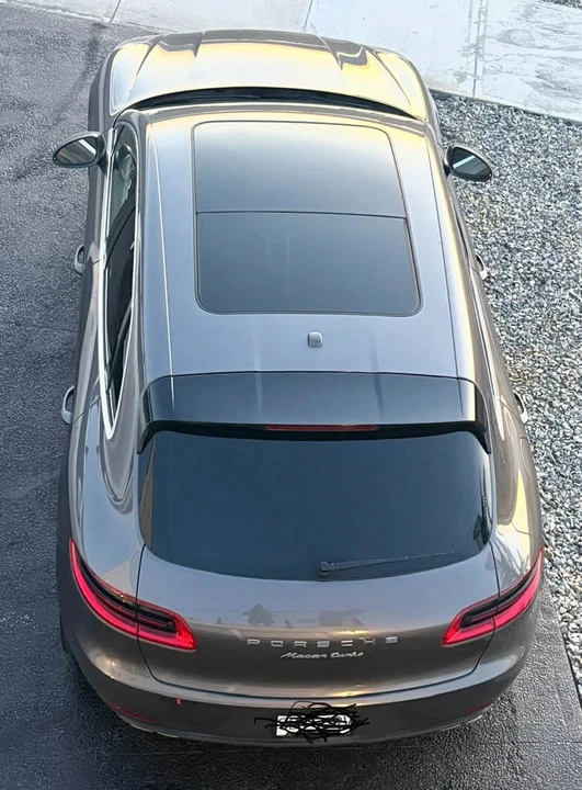 2017 Porsche Macan - Image 5 of 6
