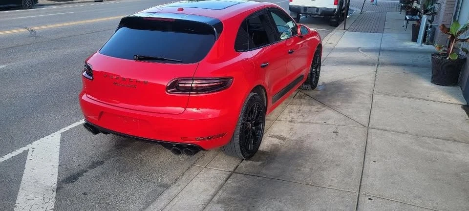 2017 Porsche Macan - Image 3 of 5