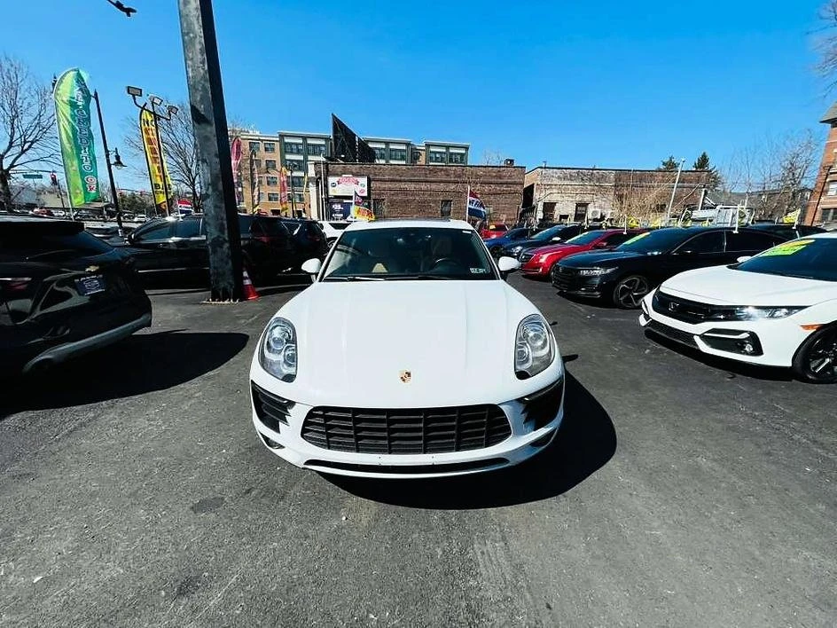 2017 Porsche Macan - Image 3 of 19