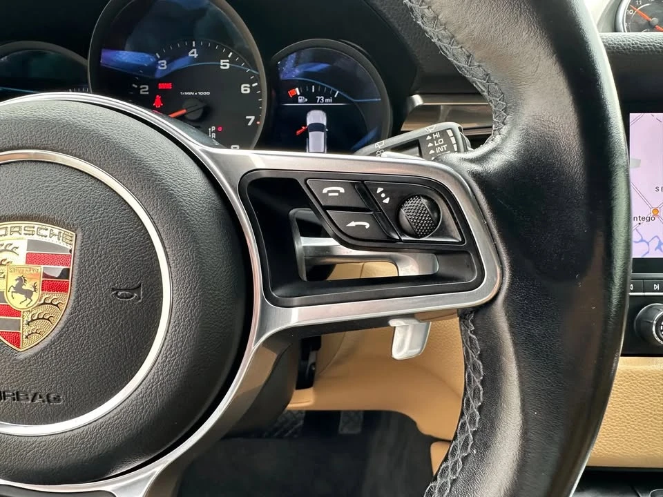 2017 Porsche Macan - Image 9 of 9